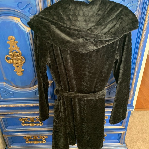 New! TopShop SOFT Black Textured Robe Size Small - Picture 3 of 4